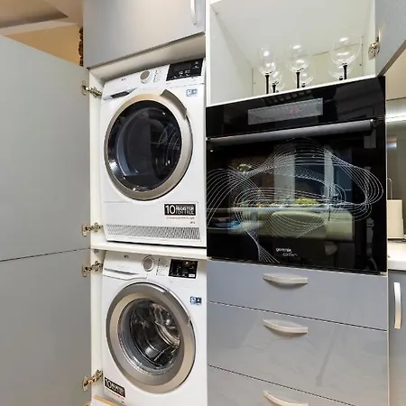 アパート Modern 1bd Flat With A Parking Near The Centre By Flat Mаnager *