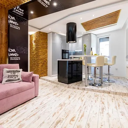 Modern 1bd Flat With A Parking Near The Centre By Flat Mаnager *
